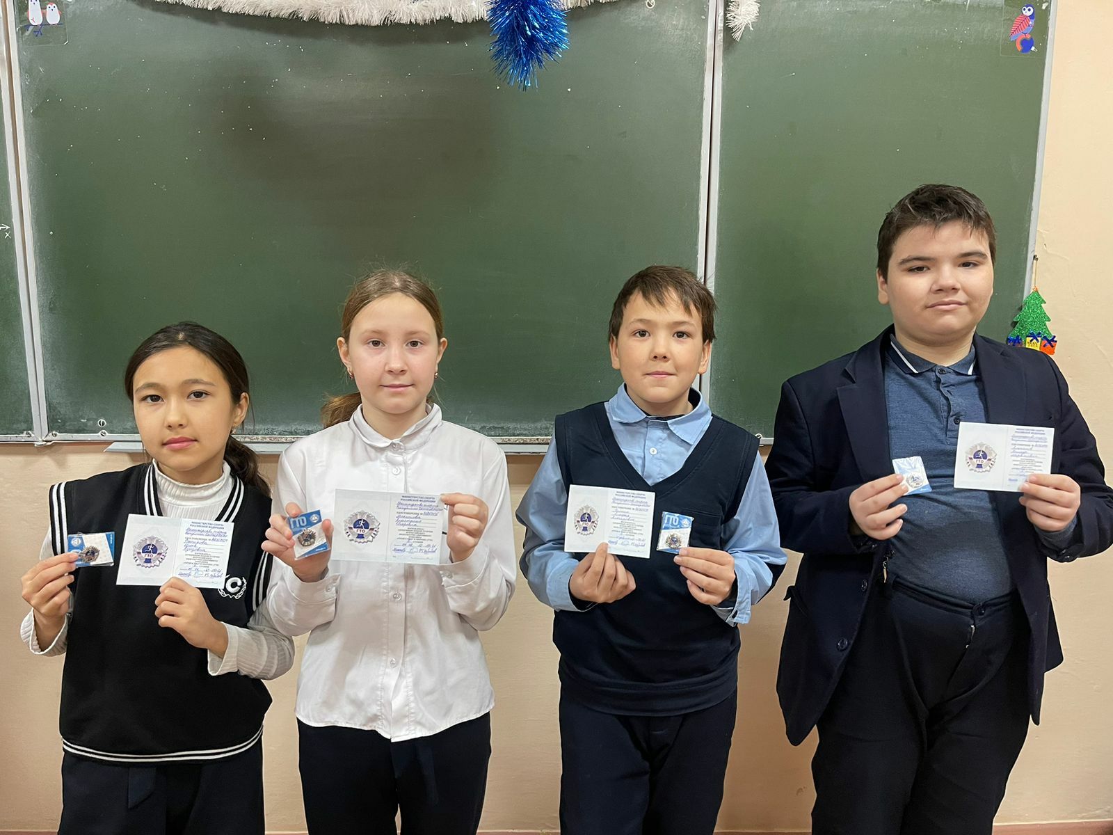 Ребята из Кигинского района получили знаки отличия  ВФСК "Готов к труду и обороне"
