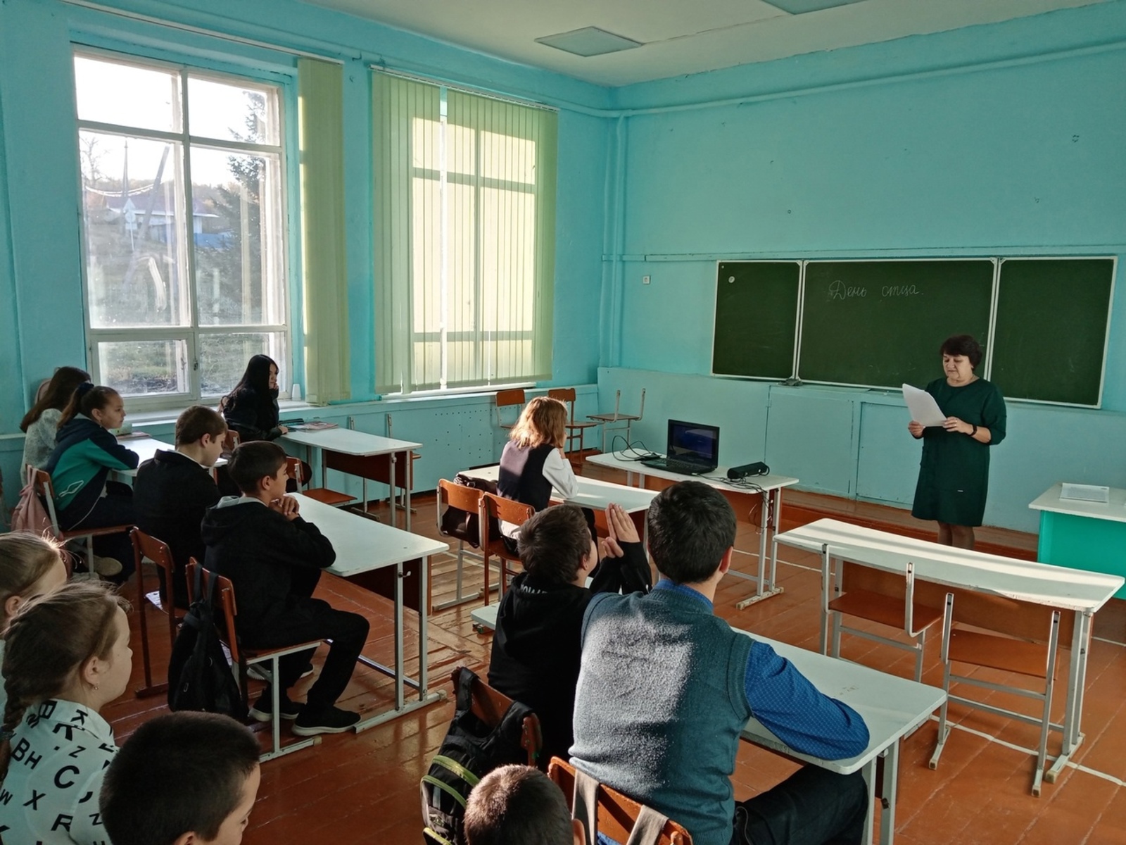 Внеурочные занятия в школах Кигинского района посвятили Дню отца