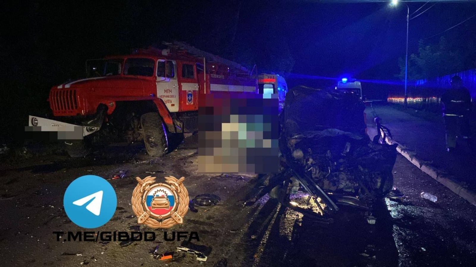 В Башкирии автоледи протаранила пожарную машину