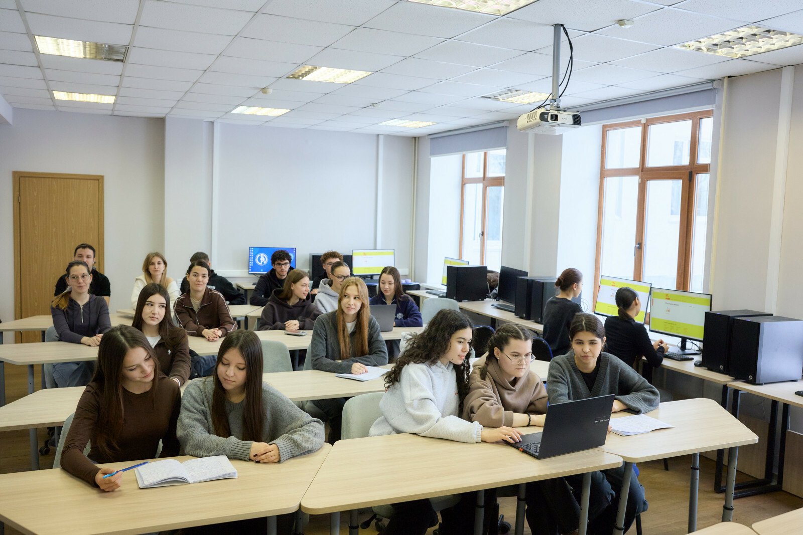 Вуз Уфы открыл мультивендорную ИТ-лабораторию на базе отечественного ПО