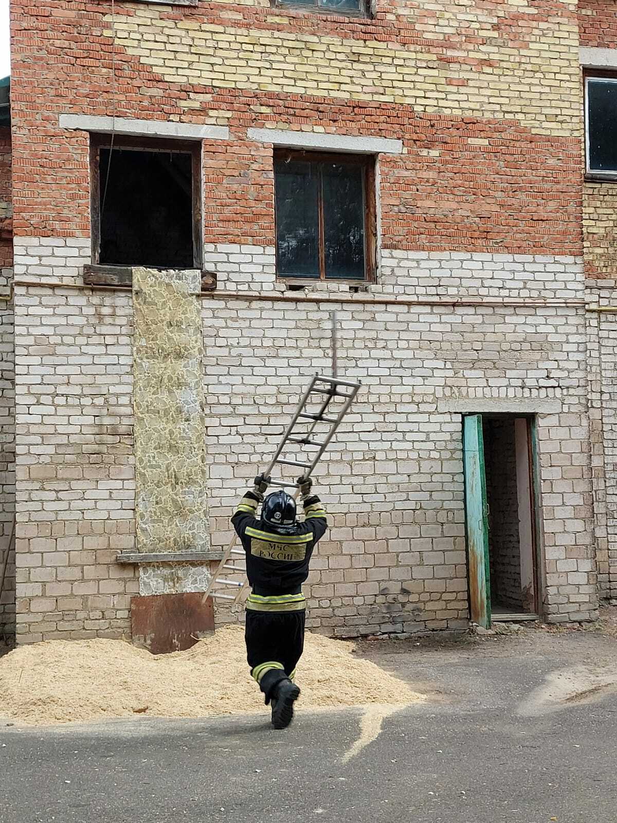 В Кигинском районе прошли соревнования по пожарно-строевой подготовке